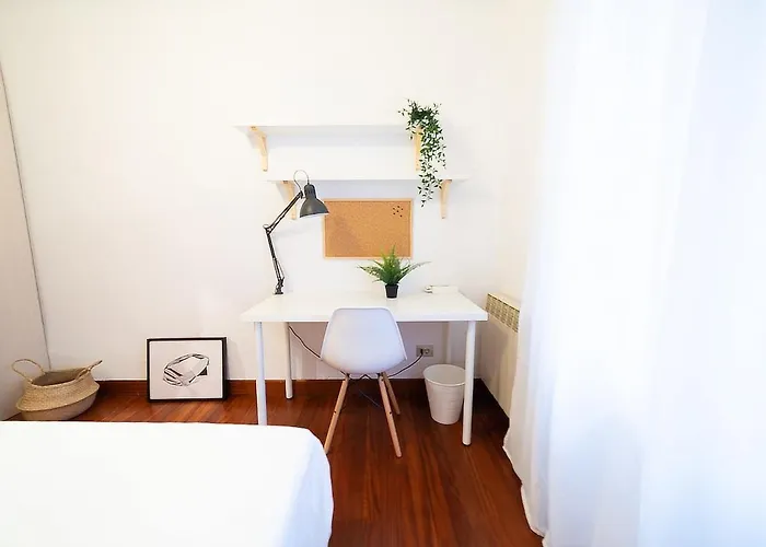 Pozas Center Lejlighed