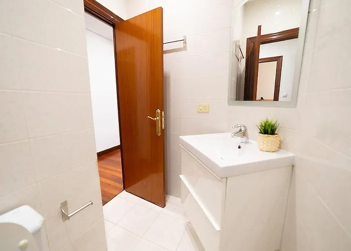 Pozas Center Lejlighed *